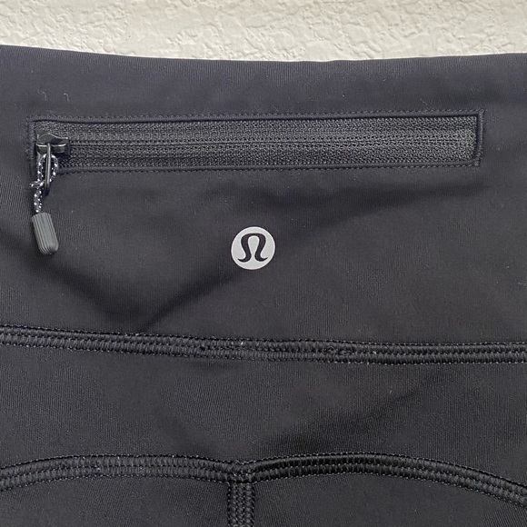 LULULEMON Black Speed Tight 25” Leggingss Size 4 - Picture 12 of 16